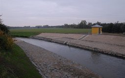 Discharge measurement at the river "Große Roeder" in Saxony - Germany